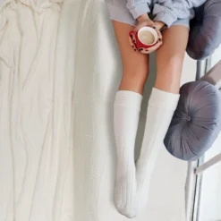 PiccoCasa New Luxury Leaves Fulls Fleece Warm Large Sofa Throw Blankets -Bedding Discounts GUEST 03f13098 54c0 4f66 88cf fb0f2951485e