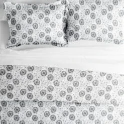 Paisley, Damask & Soft Farmhouse Prints Duvet Cover Set, Ultra Soft, Easy Care - Becky Cameron (3 Piece Set)