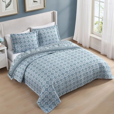 Bebejan Aquamarine Medallion 100% Cotton 3-Piece Reversible Quilted Coverlet Set 5 Bebejan Aquamarine Medallion 100% Cotton 3-Piece Reversible Quilted Coverlet Set - Image 5