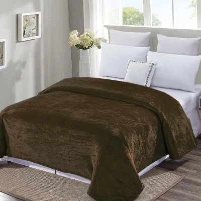 Plazatex Micro Plush Solid Parteen Soft Comfortable And Lightweight All Seasons Blanket Twin Chocolate
