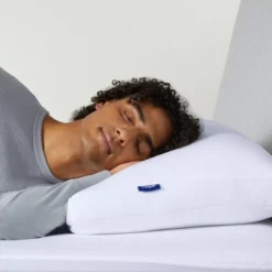The Casper Essential Cooling Pillow -Bedding Discounts GUEST 4012268f b2ef 445f a448 92fefb25c4bc