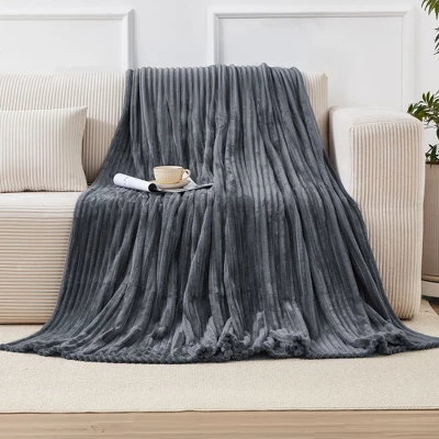Hyleory CozyFluff Flannel Throw Blanket - Ultra-Soft, Warm & Lightweight With 4 Sizes 1 Hyleory CozyFluff Flannel Throw Blanket - Ultra-Soft, Warm & Lightweight With 4 Sizes