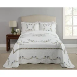 Modern Heirloom Heather Bedspread