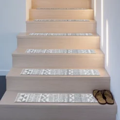 World Rug Gallery Modern Geometric Non-Slip Stair Treads