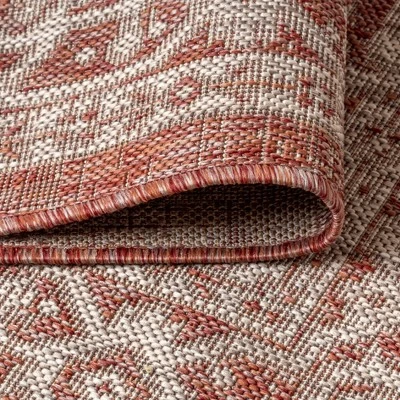 Sinjuri Medallion Textured Weave Indoor/Outdoor Area Rug - JONATHAN Y 4 Sinjuri Medallion Textured Weave Indoor/Outdoor Area Rug - JONATHAN Y - Image 4