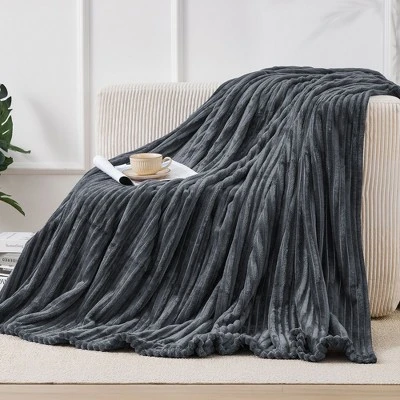 Hyleory CozyFluff Flannel Throw Blanket - Ultra-Soft, Warm & Lightweight With 4 Sizes 10 Hyleory CozyFluff Flannel Throw Blanket - Ultra-Soft, Warm & Lightweight With 4 Sizes - Image 10