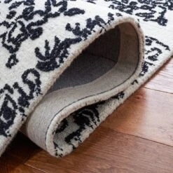 Metro MET993 Hand Tufted Area Rug - Safavieh -Bedding Discounts GUEST 636d6b82 41cb 4898 9f7f 055ecbc85b1c