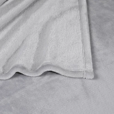 50"x70" Oversized Silvadur Anti-Microbial Luxury Velvet Throw Blanket - Sutton Home Fashions 1 50"x70" Oversized Silvadur Anti-Microbial Luxury Velvet Throw Blanket - Sutton Home Fashions