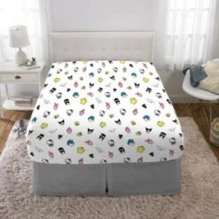 Hello Kitty And Friends Queen Bedding Bundle: Multicolored Comforter Set With Sheets & Pillowcases, Polyester, 7-Piece -Bedding Discounts GUEST 7085c19d edfe 4e94 8684 a1a4a1633b55