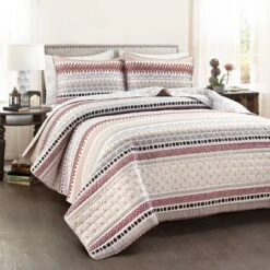 Southwest Stripe Quilt & Sham Set Red/Neutral - Lush Décor -Bedding Discounts GUEST 7138890f 5ff0 4661 b053 3b4deb7196f1