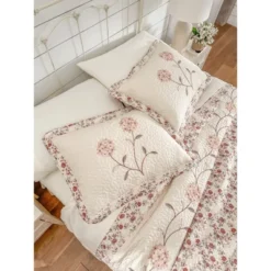 BrylaneHome Margaret Embroidered Bedspread