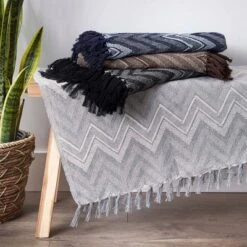 50"x60" Zig-Zag Chevron Throw Blanket - Design Imports -Bedding Discounts GUEST 78aec528 7325 4e69 a62a 6bb753947434