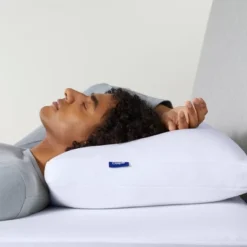 The Casper Essential Cooling Pillow -Bedding Discounts GUEST 7e27e641 557f 4524 a989 5fc8fd57945c