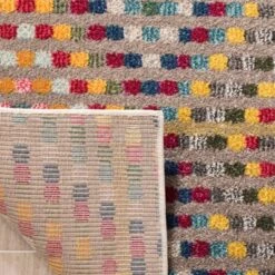 Samana Geometric Area Rug - Safavieh -Bedding Discounts GUEST 80a4e8e0 b10c 42a0 be10 fae59530a0d7