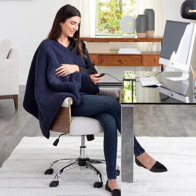 Heated Blanket 2-Pack - USB-Powered Fleece Throw Blankets For Travel, Home, Office, Or Camping - Winter Car Accessories By Stalwart (Navy Blue) 10 Heated Blanket 2-Pack - USB-Powered Fleece Throw Blankets For Travel, Home, Office, Or Camping - Winter Car Accessories By Stalwart (Navy Blue) - Image 10