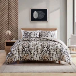 Kenneth Cole Abstract Leopard 3-Pc Comforter Set