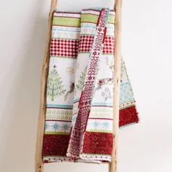 Comet & Cupid Holiday Quilted Throw Green - Merry & Bright 5 Comet & Cupid Holiday Quilted Throw Green - Merry & Bright -Bedding Discounts GUEST 9ece7611 cf32 4fa2 b37f 0def208f6173