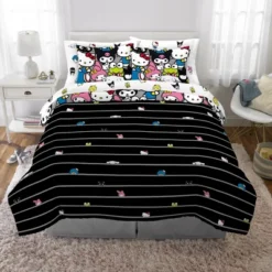Hello Kitty And Friends Queen Bedding Bundle: Multicolored Comforter Set With Sheets & Pillowcases, Polyester, 7-Piece