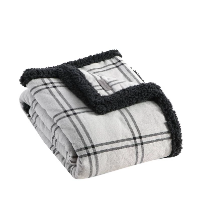 50"x60" Kettle Falls Plaid High Pile Fleece Reversible Throw Blanket - Eddie Bauer 5 50"x60" Kettle Falls Plaid High Pile Fleece Reversible Throw Blanket - Eddie Bauer - Image 5