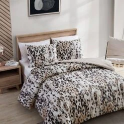 Kenneth Cole Abstract Leopard 3-Pc Comforter Set -Bedding Discounts GUEST a4fdb80e 7d84 409b ab3c 333b91ad8eed