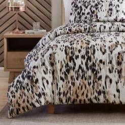 Kenneth Cole Abstract Leopard 3-Pc Comforter Set -Bedding Discounts GUEST b17b072a be7d 4f70 8a11 e7e46e5fb169