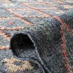 Kilim KLM753 Hand Loomed Area Rug - Safavieh -Bedding Discounts GUEST b61f9745 3106 487f a3fa 0b1527037b06