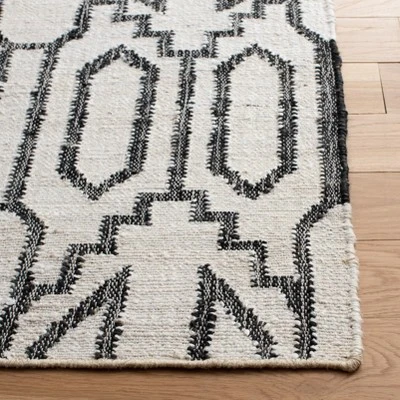 Natural Fiber NFB750 Hand Woven Area Rug - Safavieh 2 Natural Fiber NFB750 Hand Woven Area Rug - Safavieh - Image 2