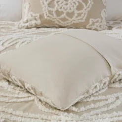 Gulches Tufted Cotton Chenille Medallion Fringe Coverlet Mini Set Taupe King/Cal King 13 Gulches Tufted Cotton Chenille Medallion Fringe Coverlet Mini Set Taupe King/Cal King -Bedding Discounts GUEST bf2a0fbc 76be 4cd8 b502 c2667e36dcae