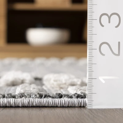 NuLOOM Amara Geometric High/Low Tasseled Area Rug 2 NuLOOM Amara Geometric High/Low Tasseled Area Rug - Image 2