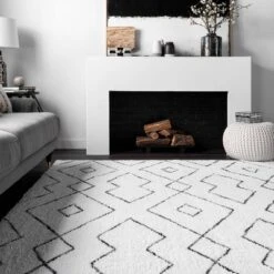 Hand Tufted Beaulah Shaggy Area Rug - NuLOOM -Bedding Discounts GUEST cd5dce67 b237 4479 aa37 c601a456bcb0