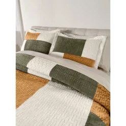 BrylaneHome Modern Velvet Patchwork Bedspread -Bedding Discounts GUEST d7ac19d8 be2f 4aee b8af 37625220c142
