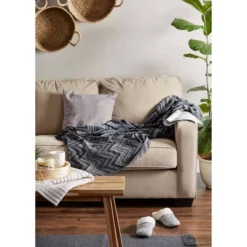 50"x60" Zig-Zag Chevron Throw Blanket - Design Imports -Bedding Discounts GUEST dc10c2cc e3f3 4539 95f7 225403d1ae28