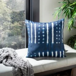 Narla Pillow - Deep Blue/White - 16" X 16" - Safavieh