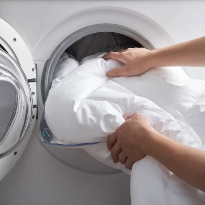 Sleep Climate Twin 300 Thread Count Down Alternative Mattress Pad: Cotton Blend, Hypoallergenic Fill, Fits 18" Depth 2 Sleep Climate Twin 300 Thread Count Down Alternative Mattress Pad: Cotton Blend, Hypoallergenic Fill, Fits 18" Depth - Image 2