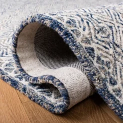 Micro-Loop MLP526 Hand Tufted Area Rug - Safavieh -Bedding Discounts GUEST e929d268 ac41 4f1f 94a3 056da7c02daf