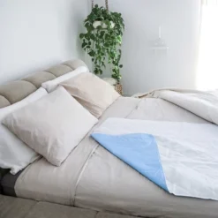 PharMeDoc Leak Proof Slip-Resistant Mattress Pad Protector -Bedding Discounts GUEST e94f0277 acfe 4bc6 a9e3 35293dc00ca1