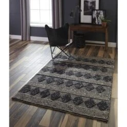 Andes Geometric Accent Rug Black - Momeni -Bedding Discounts GUEST ebd32dbb fe7a 4bd4 b128 177dc29fb03a